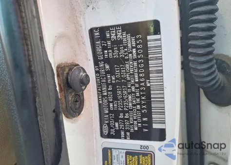 2013 Kia Sorento Lx z USA, uszkodzony, nr VIN 5XYKT3A68DG350853